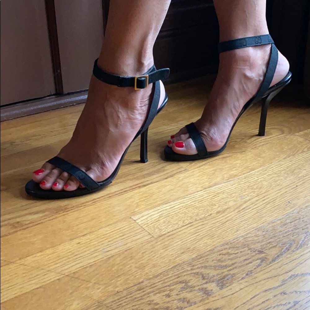 Gucci Strappy Heel - Picture 2 of 9